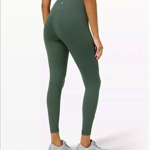 size 6 Wunder Train High-Rise 23”